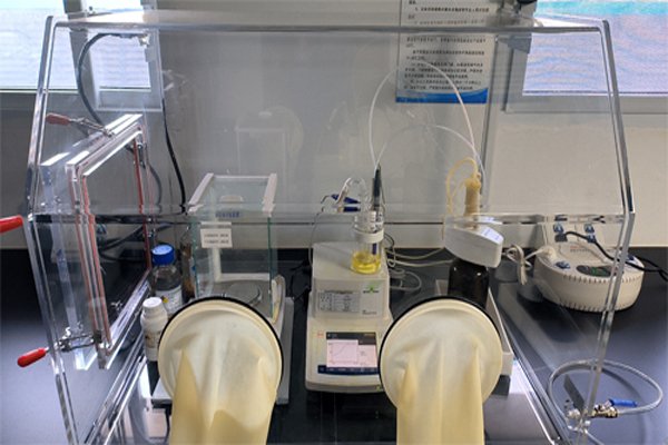 glove box testing lab