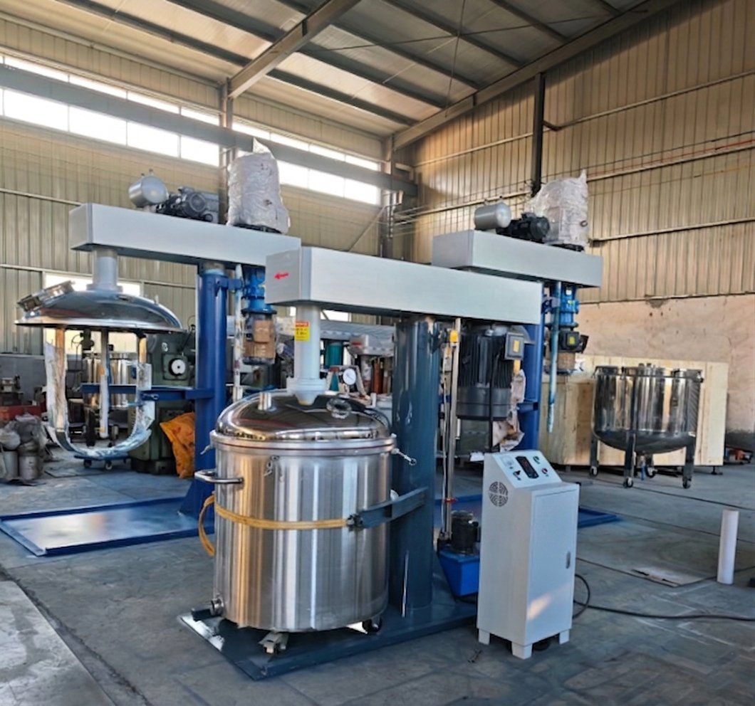 vacuum dispersing equipment