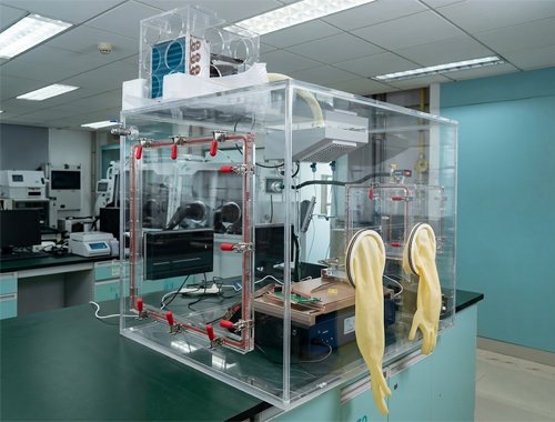 Temperature Control Glove Box