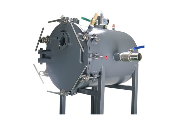 Vacuum pressure vessel