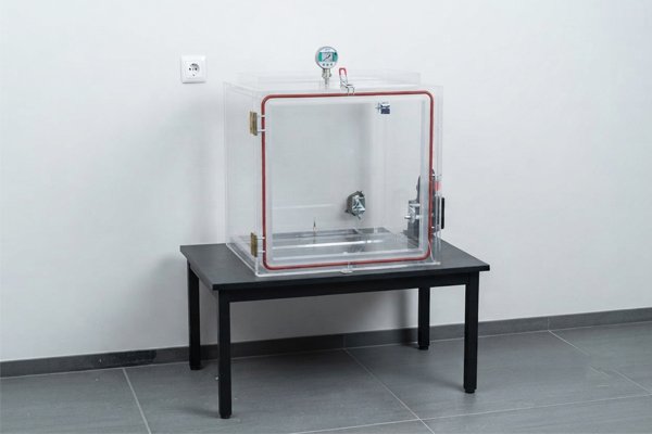 Vacuum Acrylic Box